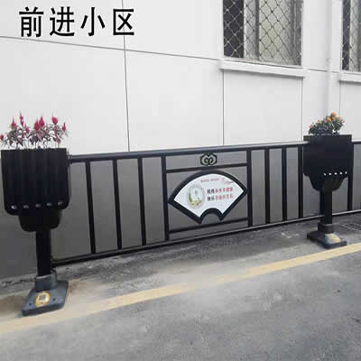 道路景觀護(hù)欄=不銹鋼花箱護(hù)欄06.jpg